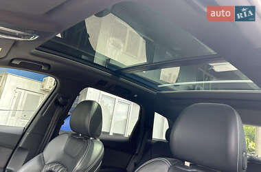 Внедорожник / Кроссовер Audi Q7 2017 в 