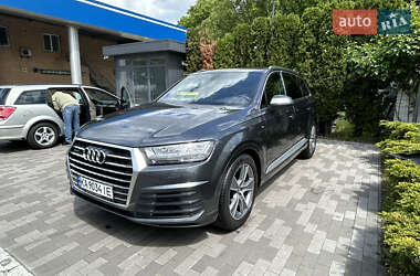 Внедорожник / Кроссовер Audi Q7 2017 в Киеве