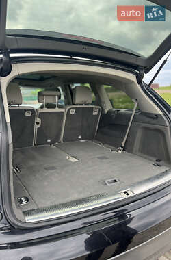 Внедорожник / Кроссовер Audi Q7 2013 в 