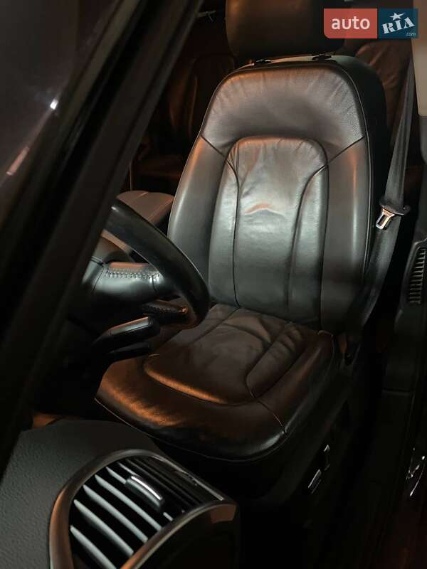 Позашляховик / Кросовер Audi Q7 2011 в Кропивницькому