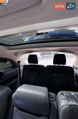 Внедорожник / Кроссовер Audi Q7 2012 в 