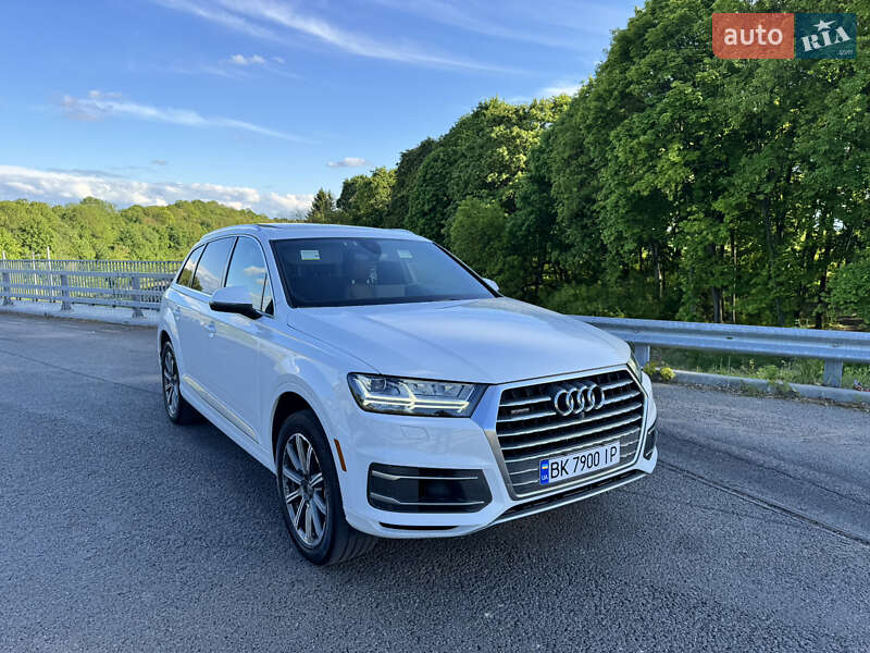 Audi Q7 2016