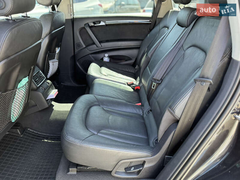 Внедорожник / Кроссовер Audi Q7 2013 в Черкассах