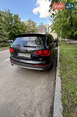 Внедорожник / Кроссовер Audi Q7 2007 в 