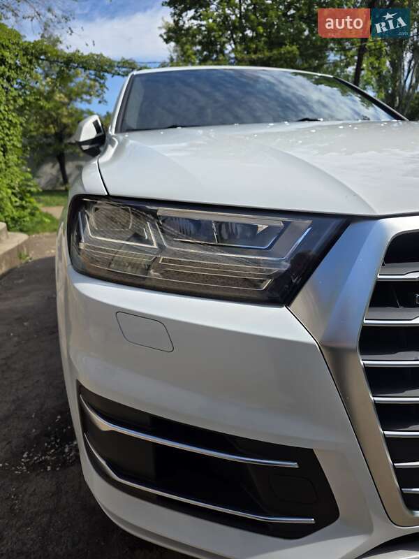 Внедорожник / Кроссовер Audi Q7 2017 в Кривом Роге фото 2 Внедорожник / Кроссовер Audi Q7 2017 в Кривом Роге