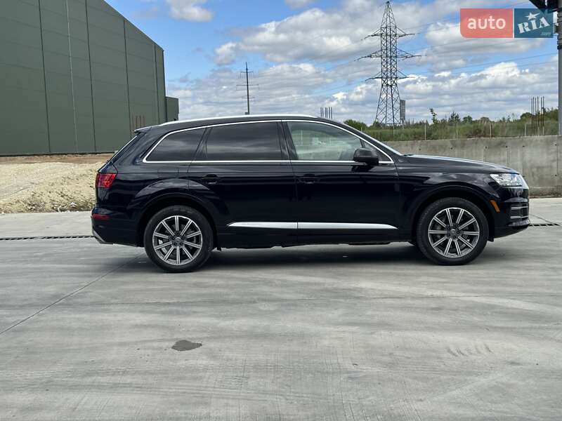 Внедорожник / Кроссовер Audi Q7 2017 в Львове