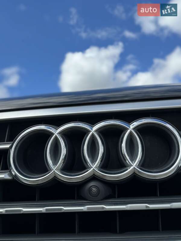 Внедорожник / Кроссовер Audi Q7 2017 в Львове