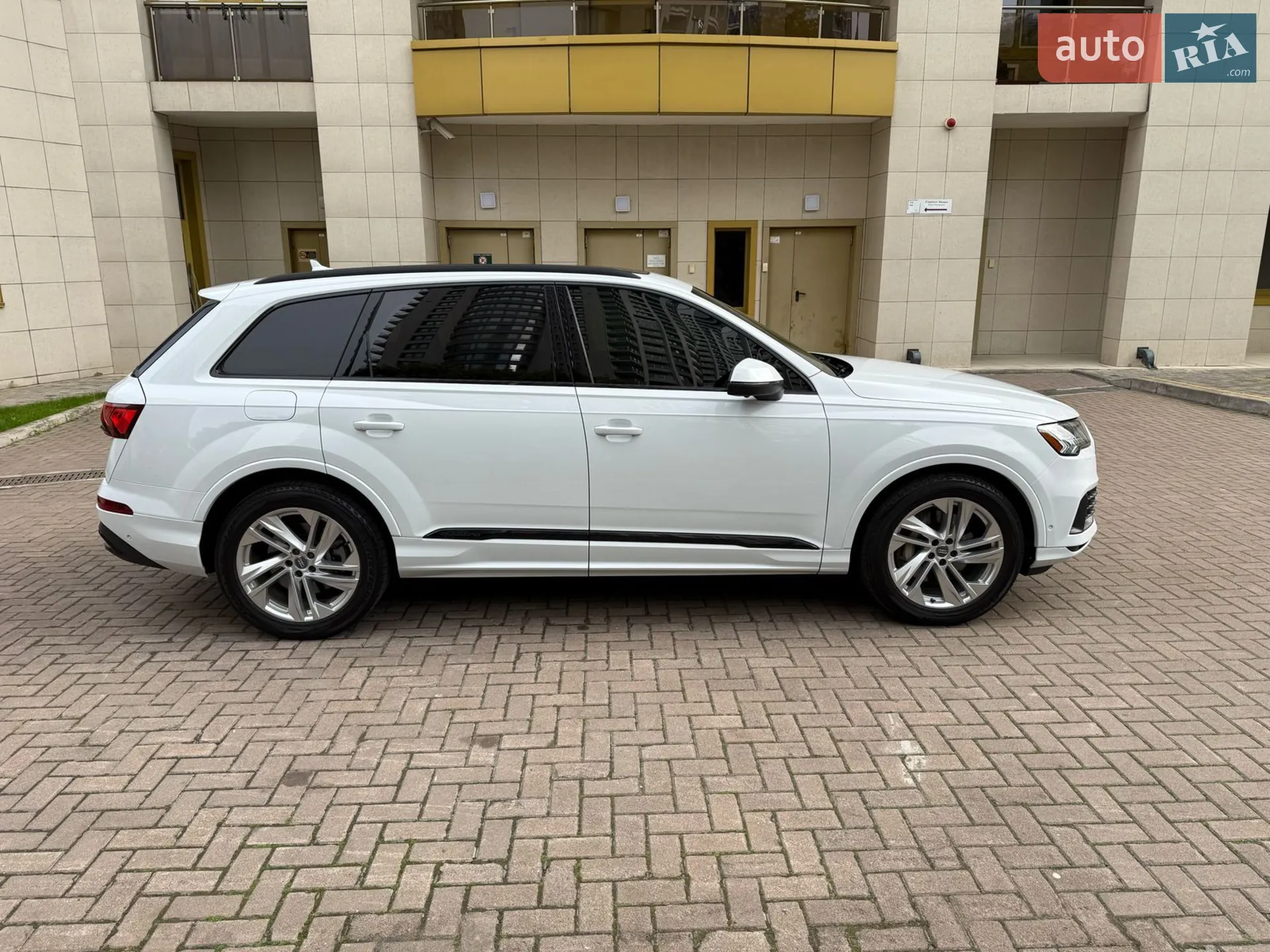 2019 Audi Q7 - мініатюра 11