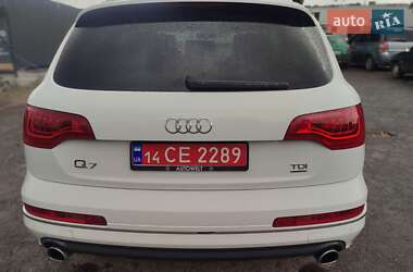 Позашляховик / Кросовер Audi Q7 2014 в 