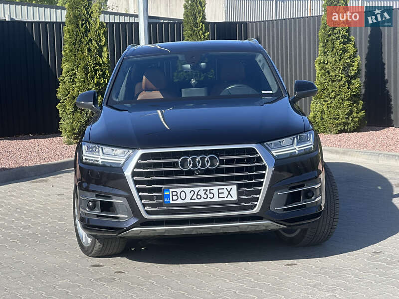 Внедорожник / Кроссовер Audi Q7 2018 в Тернополе
