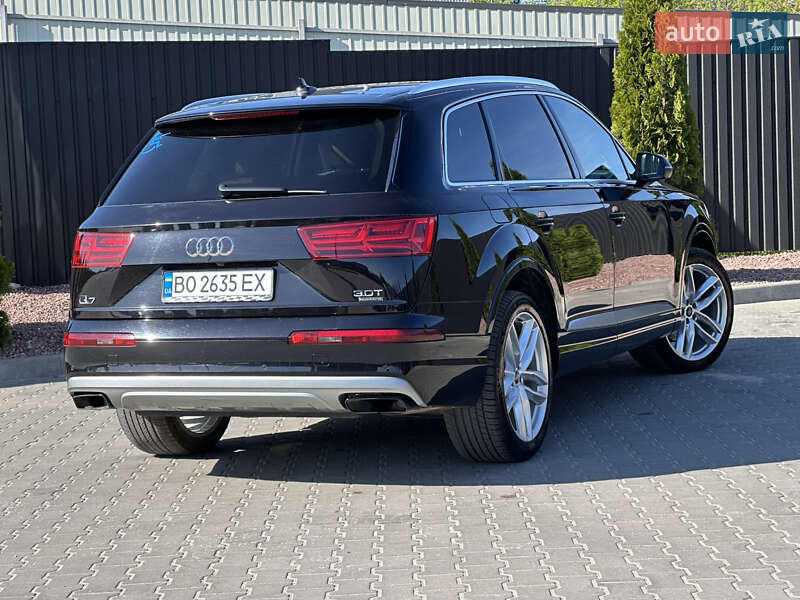 Позашляховик / Кросовер Audi Q7 2018 в Тернополі