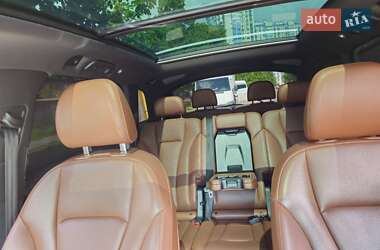 Позашляховик / Кросовер Audi Q7 2016 в 