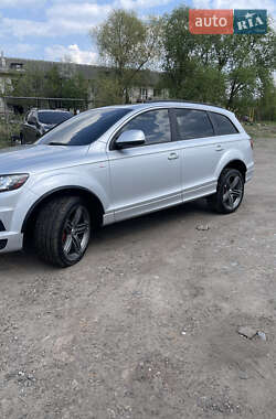Внедорожник / Кроссовер Audi Q7 2013 в 