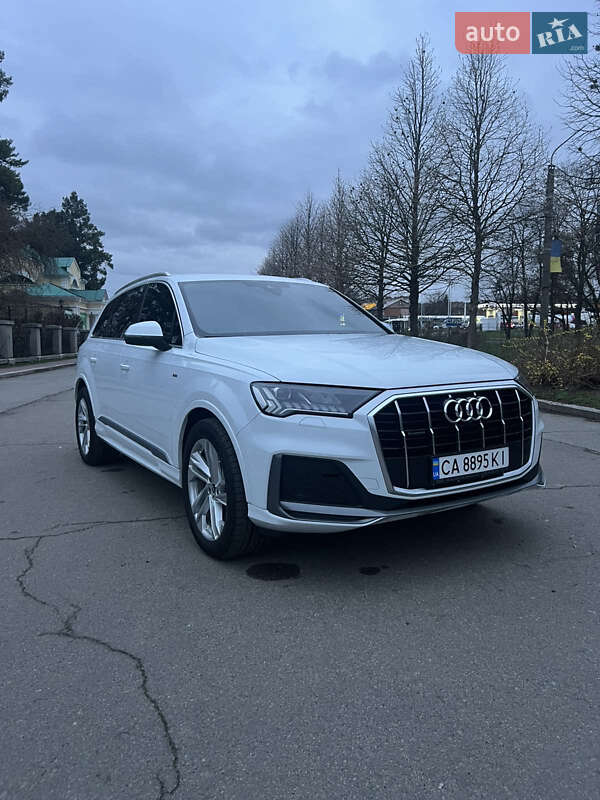 Внедорожник / Кроссовер Audi Q7 2021 в Умани