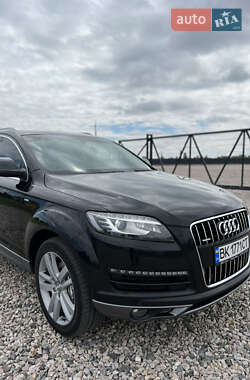 Внедорожник / Кроссовер Audi Q7 2012 в 