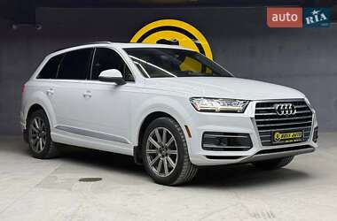 Внедорожник / Кроссовер Audi Q7 2018 в Черновцах