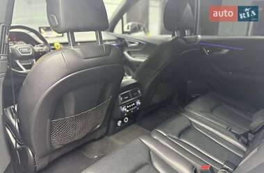 Внедорожник / Кроссовер Audi Q7 2018 в 