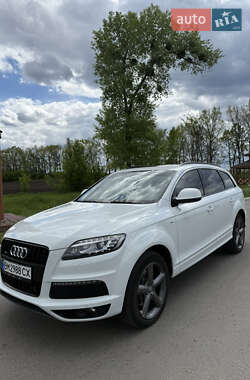 Внедорожник / Кроссовер Audi Q7 2012 в 
