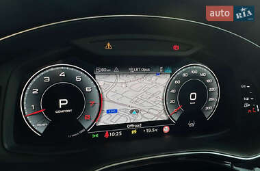 Внедорожник / Кроссовер Audi Q7 2022 в 