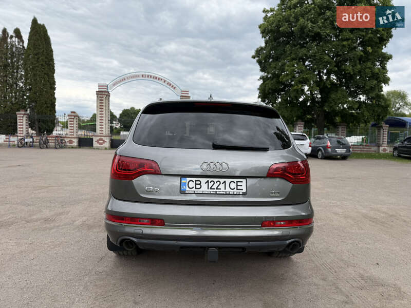 Позашляховик / Кросовер Audi Q7 2011 в Ніжині