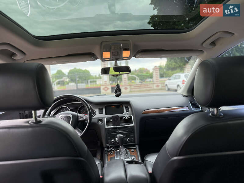 Позашляховик / Кросовер Audi Q7 2011 в Ніжині