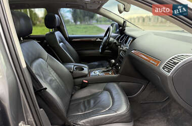 Внедорожник / Кроссовер Audi Q7 2011 в 