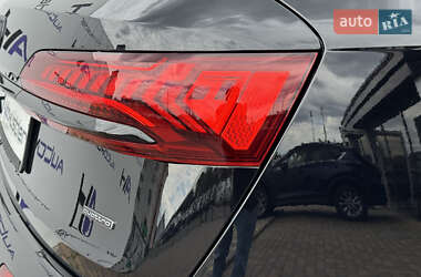 Позашляховик / Кросовер Audi Q7 2020 в 