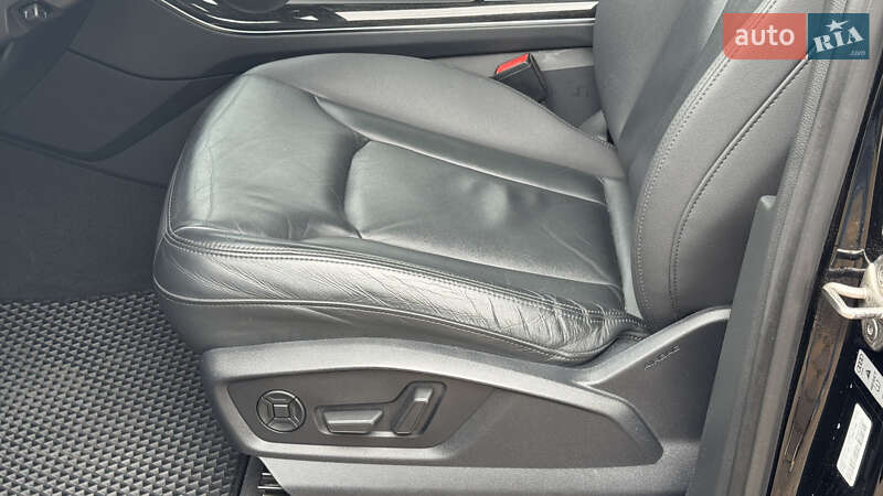 Внедорожник / Кроссовер Audi Q7 2020 в Киеве