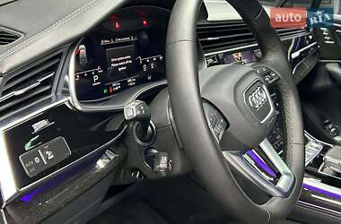 Внедорожник / Кроссовер Audi Q7 2022 в 