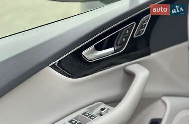 Внедорожник / Кроссовер Audi Q7 2016 в 