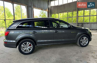 Внедорожник / Кроссовер Audi Q7 2011 в 