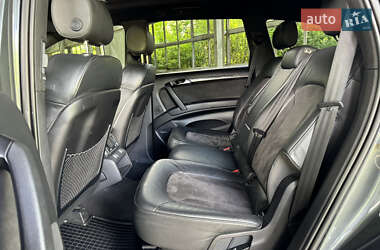 Внедорожник / Кроссовер Audi Q7 2011 в 