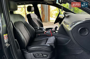 Внедорожник / Кроссовер Audi Q7 2011 в 