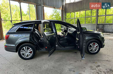 Внедорожник / Кроссовер Audi Q7 2011 в 