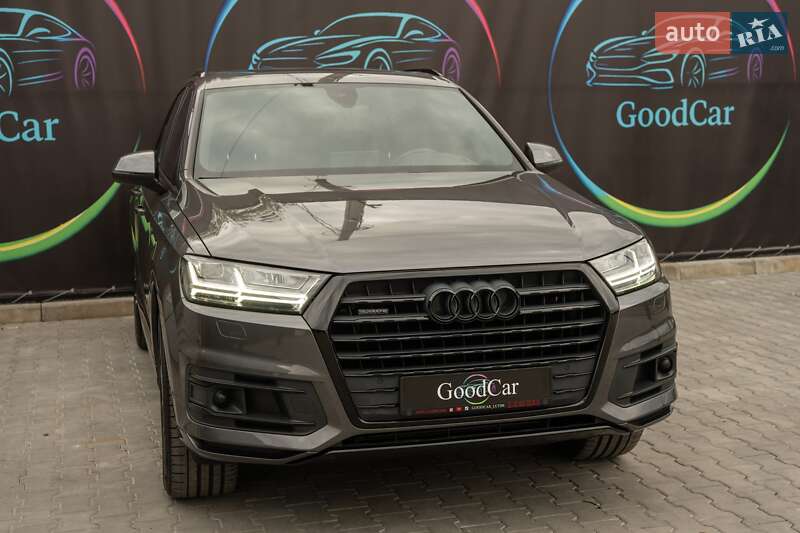 Позашляховик / Кросовер Audi Q7 2018 в Луцьку