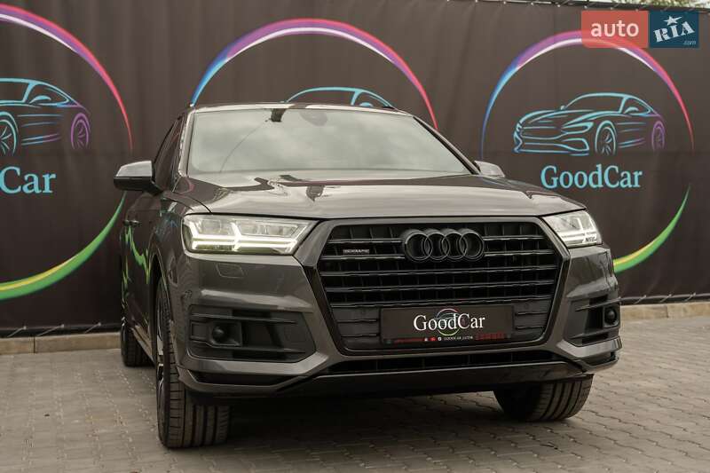 Позашляховик / Кросовер Audi Q7 2018 в Луцьку