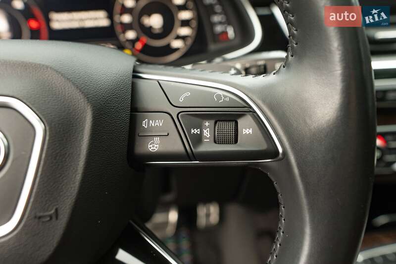 Позашляховик / Кросовер Audi Q7 2018 в Луцьку