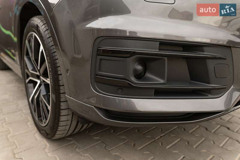 Позашляховик / Кросовер Audi Q7 2018 в Луцьку