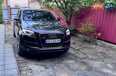 Внедорожник / Кроссовер Audi Q7 2011 в 
