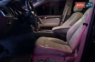 Внедорожник / Кроссовер Audi Q7 2011 в 
