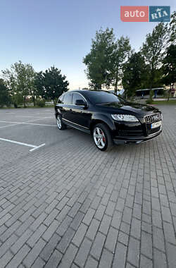 Позашляховик / Кросовер Audi Q7 2014 в 