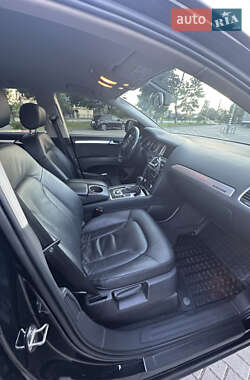 Позашляховик / Кросовер Audi Q7 2014 в 
