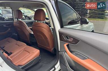 Внедорожник / Кроссовер Audi Q7 2023 в 