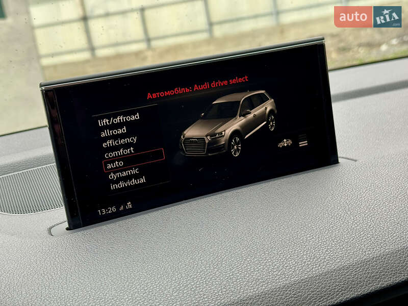 Внедорожник / Кроссовер Audi Q7 2018 в Ужгороде