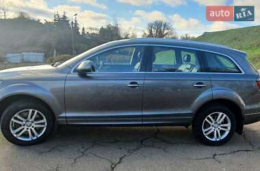 Внедорожник / Кроссовер Audi Q7 2013 в 