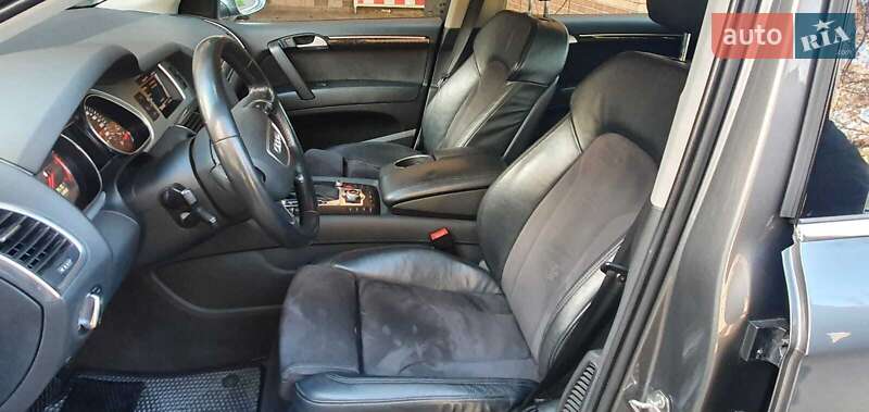 Внедорожник / Кроссовер Audi Q7 2013 в Киеве