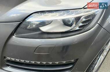 Внедорожник / Кроссовер Audi Q7 2013 в 