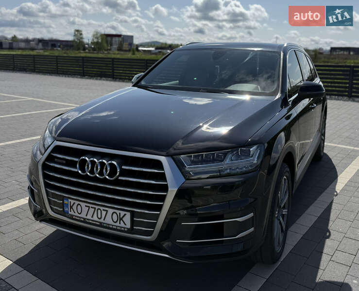 Внедорожник / Кроссовер Audi Q7 2018 в Мукачево