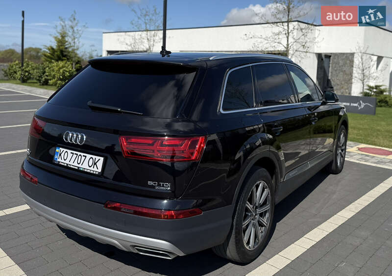 Внедорожник / Кроссовер Audi Q7 2018 в Мукачево