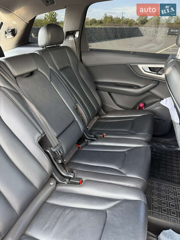 Внедорожник / Кроссовер Audi Q7 2018 в Мукачево